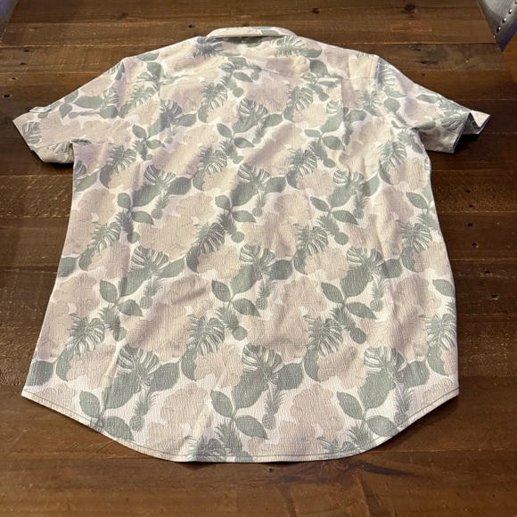 Men's Patterned performance seersucker Shirt - Picture 2 of 3